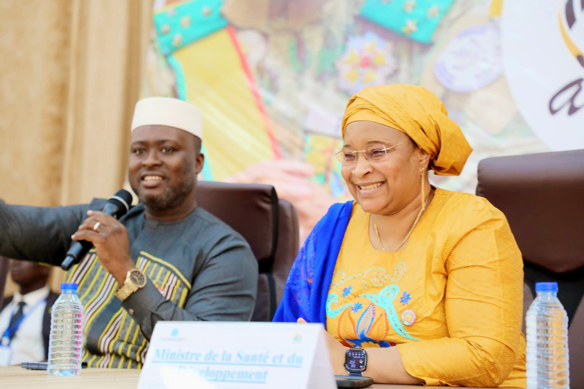 A l'école de la citoyenneté: Le Ministre de la santé échange avec la jeunesse sur les enjeux du système sanitaire